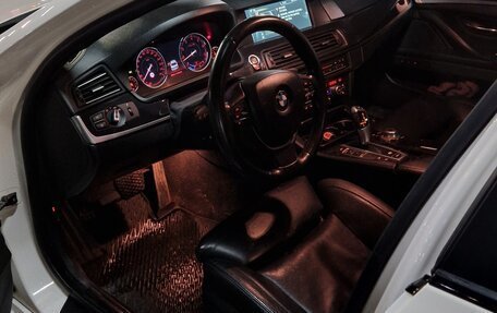 BMW 5 серия, 2012 год, 2 300 000 рублей, 8 фотография