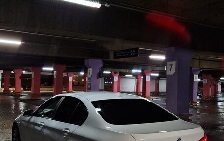 BMW 5 серия, 2012 год, 2 300 000 рублей, 4 фотография