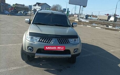 Mitsubishi Pajero Sport II рестайлинг, 2011 год, 1 750 000 рублей, 12 фотография