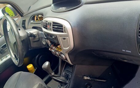 Hyundai Matrix I рестайлинг, 2002 год, 250 000 рублей, 8 фотография