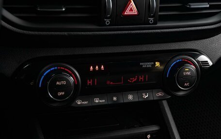 KIA K3, 2021 год, 2 086 000 рублей, 17 фотография