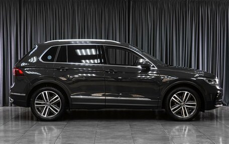 Volkswagen Tiguan II, 2021 год, 3 499 000 рублей, 5 фотография