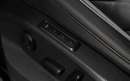 Volkswagen Tiguan II, 2021 год, 3 499 000 рублей, 23 фотография