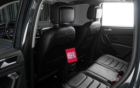 Volkswagen Tiguan II, 2021 год, 3 499 000 рублей, 14 фотография