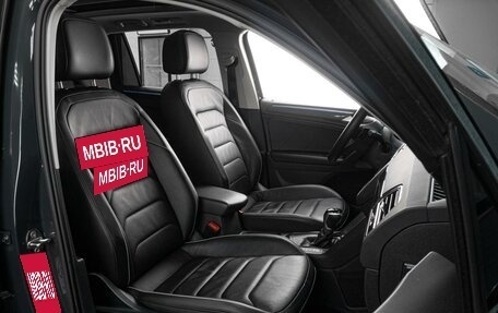 Volkswagen Tiguan II, 2021 год, 3 499 000 рублей, 11 фотография