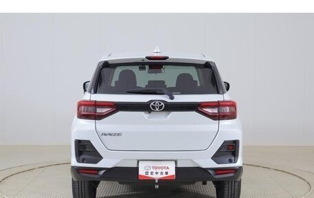 Toyota Raize I, 2022 год, 1 329 099 рублей, 3 фотография