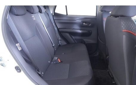 Toyota Raize I, 2022 год, 1 329 099 рублей, 27 фотография