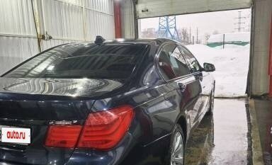 BMW 7 серия, 2011 год, 1 750 000 рублей, 19 фотография