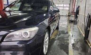 BMW 7 серия, 2011 год, 1 750 000 рублей, 17 фотография