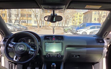 Volkswagen Scirocco III рестайлинг, 2011 год, 1 390 000 рублей, 16 фотография
