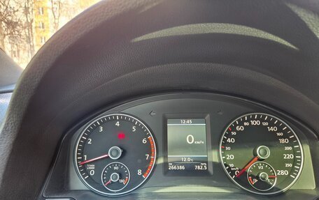 Volkswagen Scirocco III рестайлинг, 2011 год, 1 390 000 рублей, 13 фотография