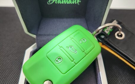 Volkswagen Scirocco III рестайлинг, 2011 год, 1 390 000 рублей, 30 фотография