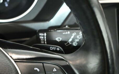 Volkswagen Tiguan II, 2018 год, 2 350 000 рублей, 18 фотография