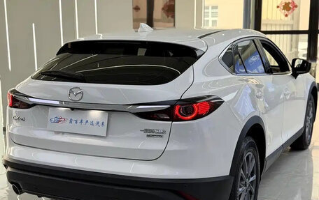 Mazda CX-4, 2022 год, 2 239 757 рублей, 4 фотография