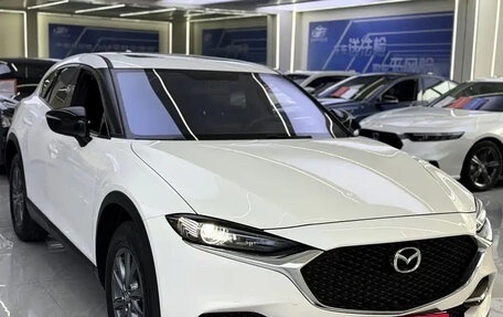 Mazda CX-4, 2022 год, 2 239 757 рублей, 3 фотография