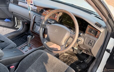 Toyota Crown, 1997 год, 700 000 рублей, 12 фотография