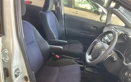 Toyota Wish II, 2017 год, 1 203 000 рублей, 21 фотография