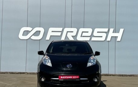 Nissan Leaf I, 2016 год, 859 000 рублей, 3 фотография