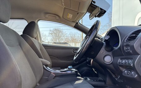 Nissan Leaf I, 2016 год, 859 000 рублей, 10 фотография