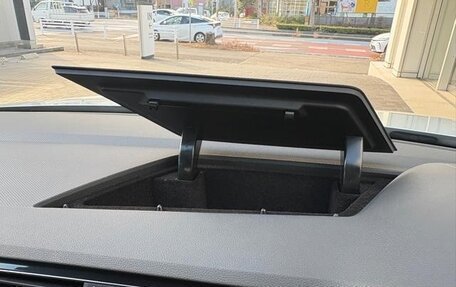 Volkswagen Tiguan II, 2022 год, 2 120 000 рублей, 8 фотография