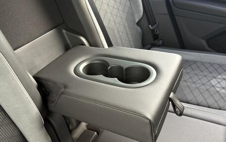 Volkswagen Tiguan II, 2022 год, 2 120 000 рублей, 17 фотография