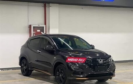 Honda Vezel, 2022 год, 1 450 000 рублей, 3 фотография