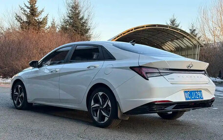 Hyundai Elantra, 2023 год, 1 424 911 рублей, 6 фотография