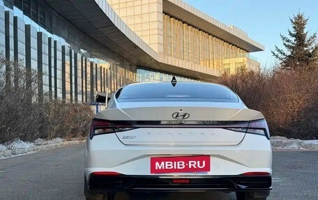 Hyundai Elantra, 2023 год, 1 424 911 рублей, 5 фотография