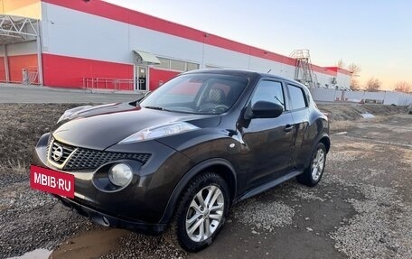Nissan Juke II, 2012 год, 900 000 рублей, 8 фотография
