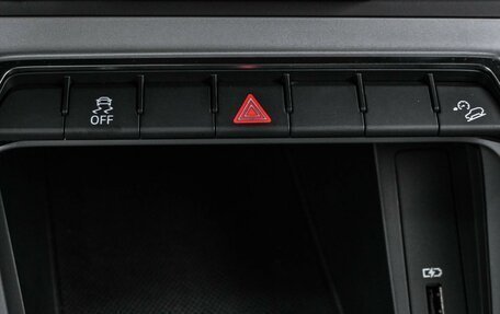 Audi Q3, 2019 год, 3 149 000 рублей, 23 фотография