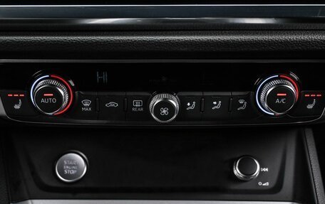 Audi Q3, 2019 год, 3 149 000 рублей, 21 фотография