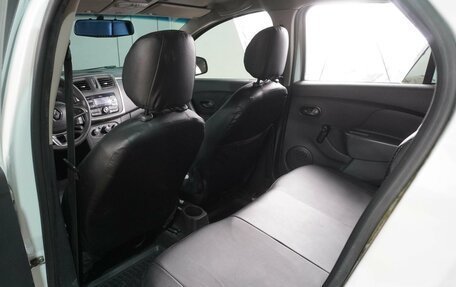 Renault Logan II, 2021 год, 879 000 рублей, 11 фотография