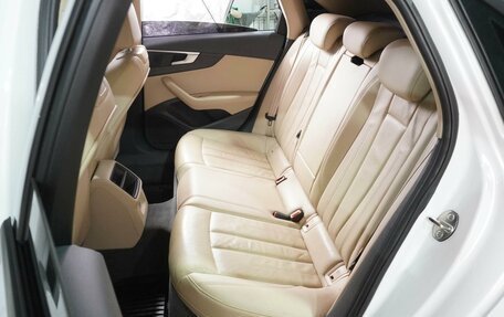 Audi A4, 2017 год, 2 449 000 рублей, 9 фотография