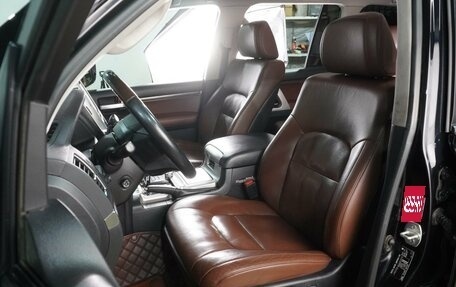 Toyota Land Cruiser 200, 2018 год, 6 100 000 рублей, 10 фотография