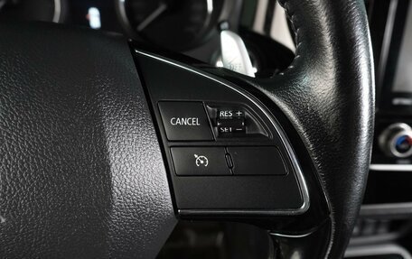 Mitsubishi Outlander III рестайлинг 3, 2021 год, 2 349 000 рублей, 25 фотография