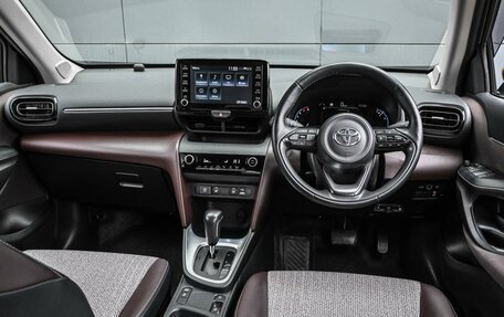 Toyota Yaris Cross, 2022 год, 2 529 000 рублей, 6 фотография