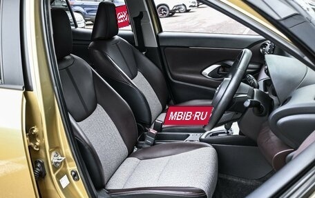 Toyota Yaris Cross, 2022 год, 2 529 000 рублей, 10 фотография