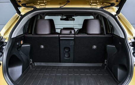 Toyota Yaris Cross, 2022 год, 2 529 000 рублей, 23 фотография