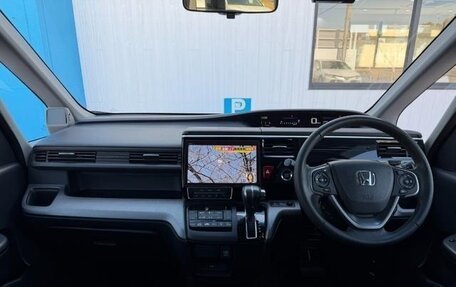 Honda Stepwgn IV, 2022 год, 1 880 555 рублей, 11 фотография