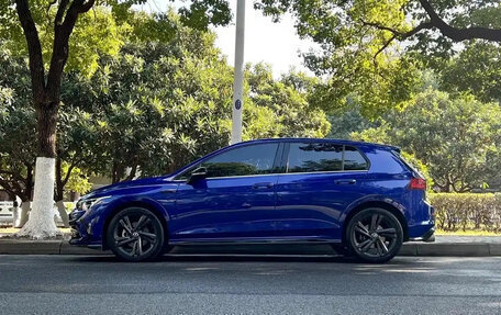 Volkswagen Golf VIII, 2023 год, 1 720 000 рублей, 3 фотография