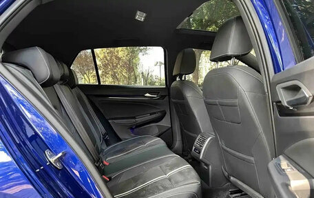 Volkswagen Golf VIII, 2023 год, 1 720 000 рублей, 14 фотография