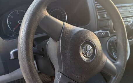 Volkswagen Caravelle T5, 2014 год, 1 870 000 рублей, 23 фотография