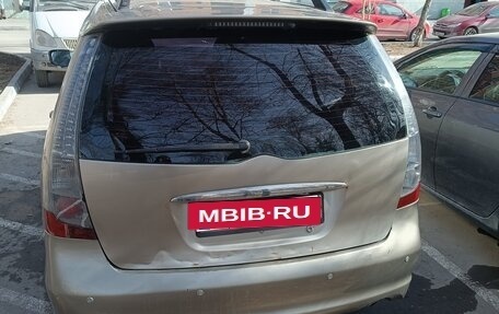 Mitsubishi Grandis, 2006 год, 200 000 рублей, 8 фотография