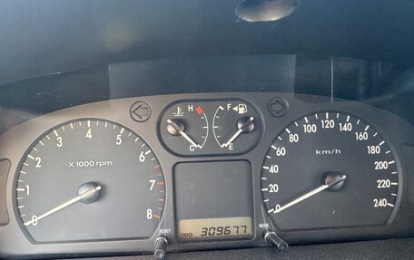 KIA Magentis I, 2005 год, 200 000 рублей, 17 фотография