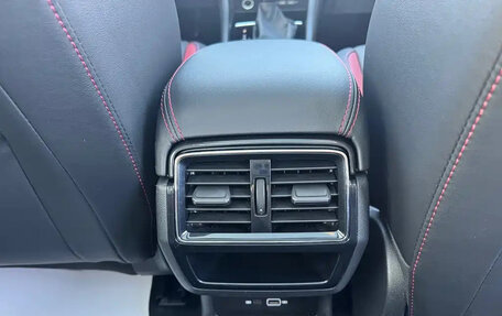 Skoda Karoq I, 2023 год, 1 720 000 рублей, 9 фотография