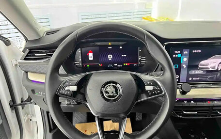 Skoda Octavia IV, 2022 год, 1 920 000 рублей, 9 фотография