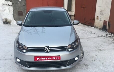 Volkswagen Polo VI (EU Market), 2011 год, 799 999 рублей, 1 фотография