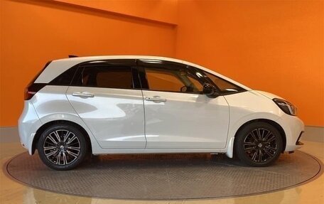 Honda Fit, 2022 год, 985 155 рублей, 6 фотография