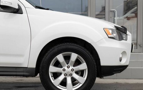 Mitsubishi Outlander III рестайлинг 3, 2010 год, 1 300 000 рублей, 9 фотография