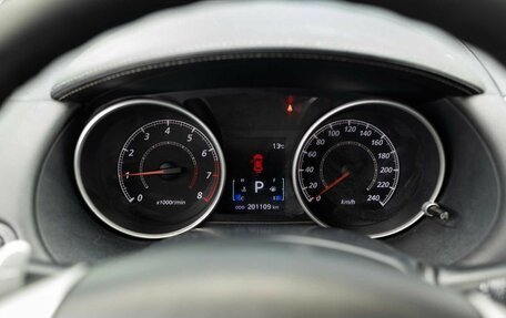 Mitsubishi Outlander III рестайлинг 3, 2010 год, 1 300 000 рублей, 12 фотография